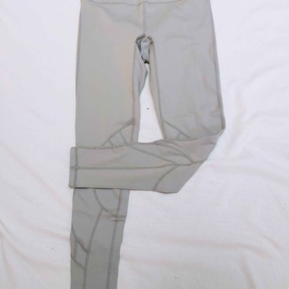 Saski Gray high waisted leggings - M